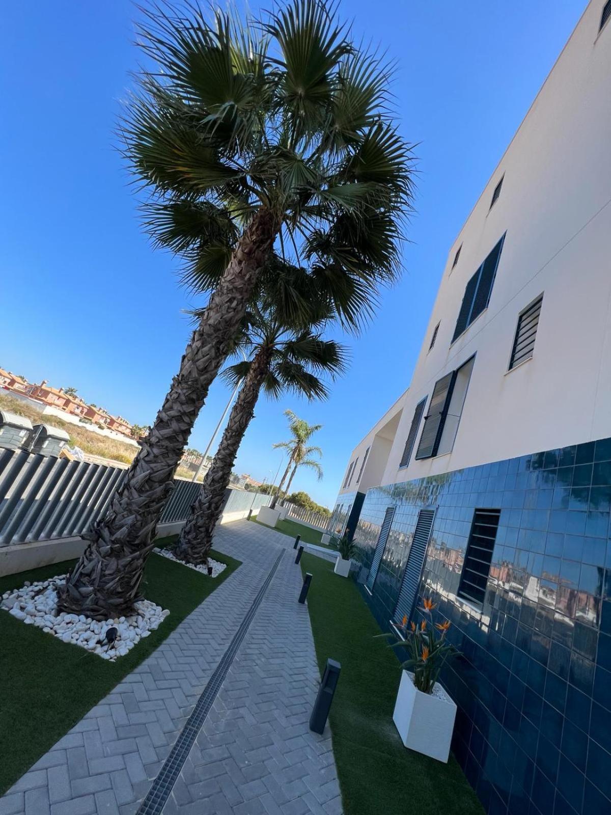 Palmview Poolside Heaven In Turquesa Del Mar Apartamento Orihuela Exterior foto