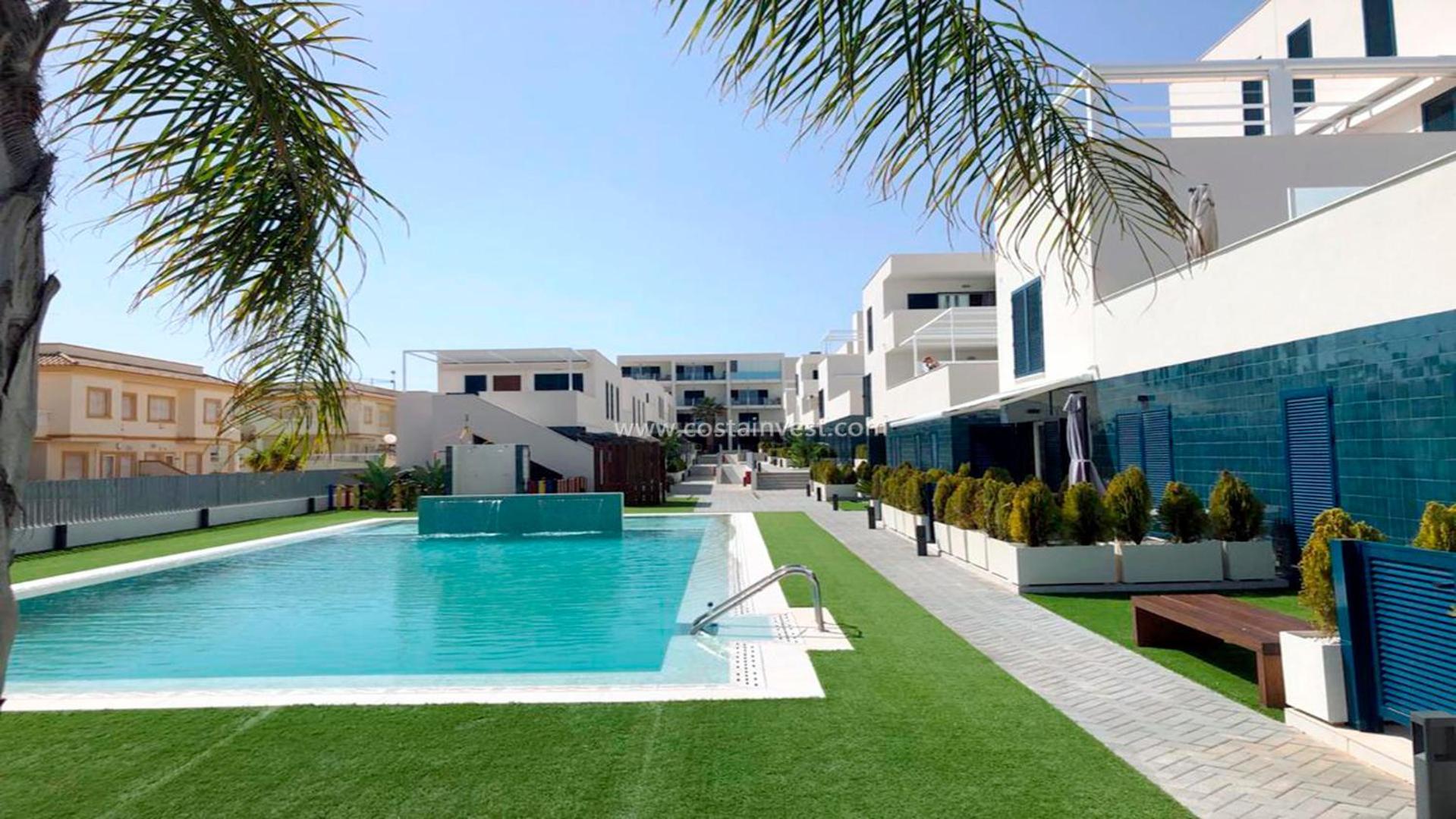 Palmview Poolside Heaven In Turquesa Del Mar Apartamento Orihuela Exterior foto